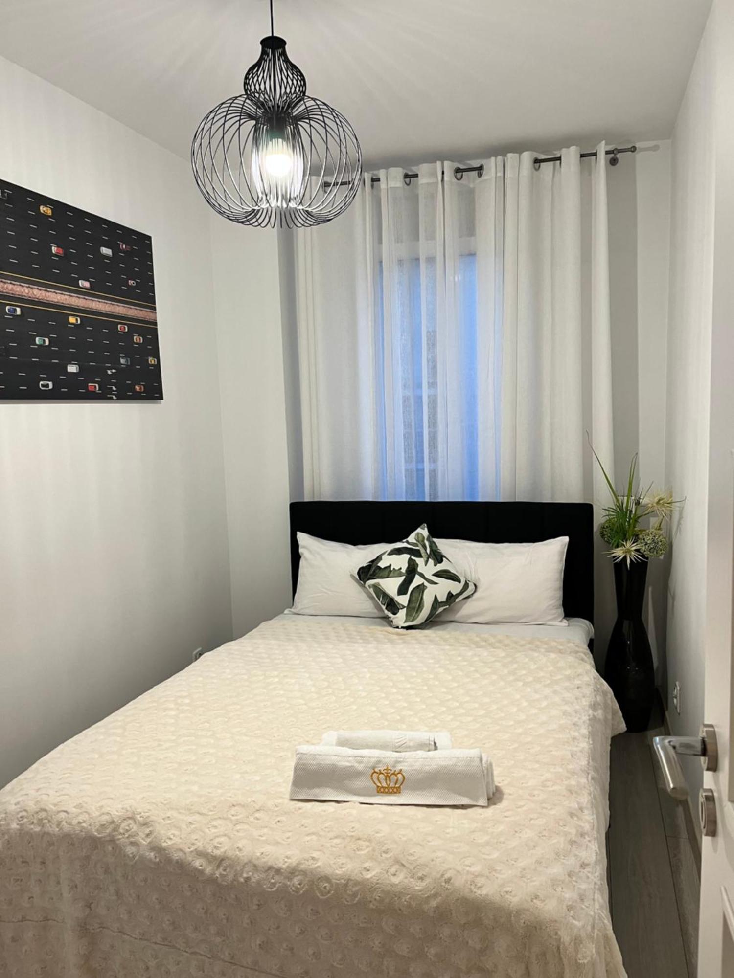 Family House By The River Odra -Panoramic Terrace - 3Room Apartment With 2 Separate Bedrooms And 2 Balconies By Wroapart-Pl- Perfect For Family & Business Stays Breslavia Exterior foto
